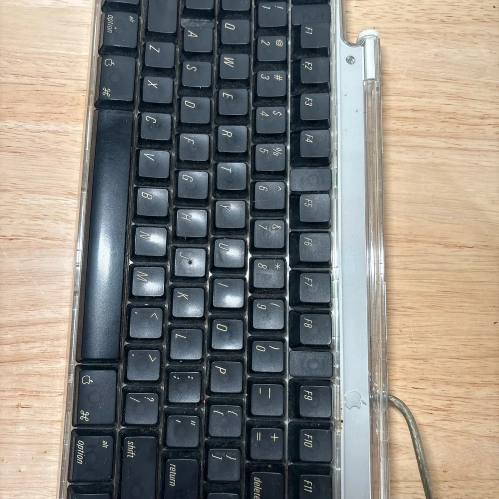 Apple Macintosh M7803 Wired Pro Keyboard Fully Tested Works Perfect!